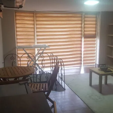 Rruga Hoxha Tahsim Apartment *